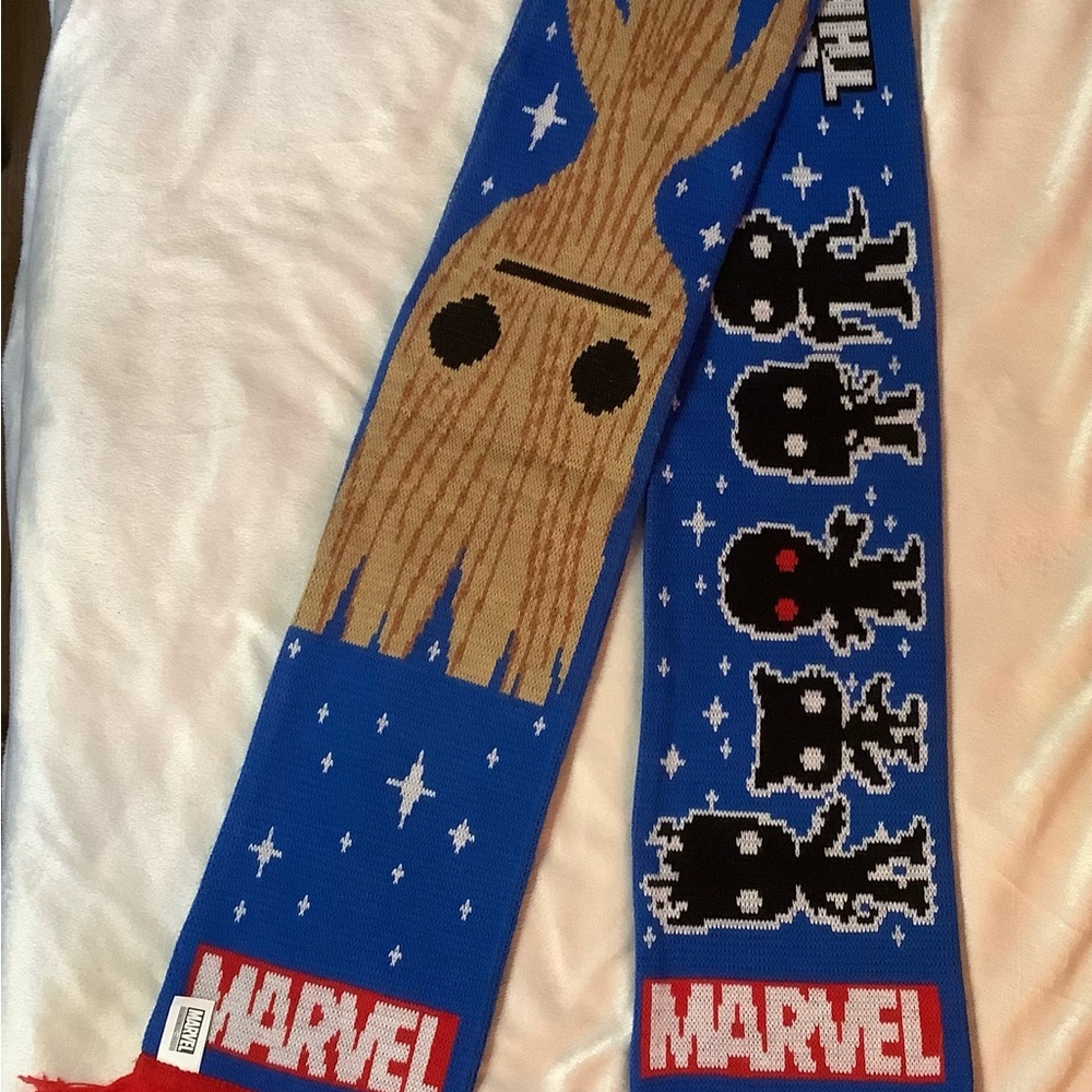 Guardians of the Galaxy Marvel Collector Corps Exclusive Knit Scarf
